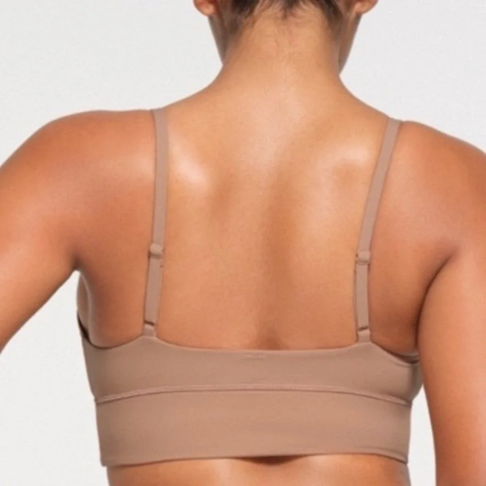 SKIMS Fits Everybody Triangle Longline Bralette Sienna Tan Medium Loungewear New - Picture 2 of 11